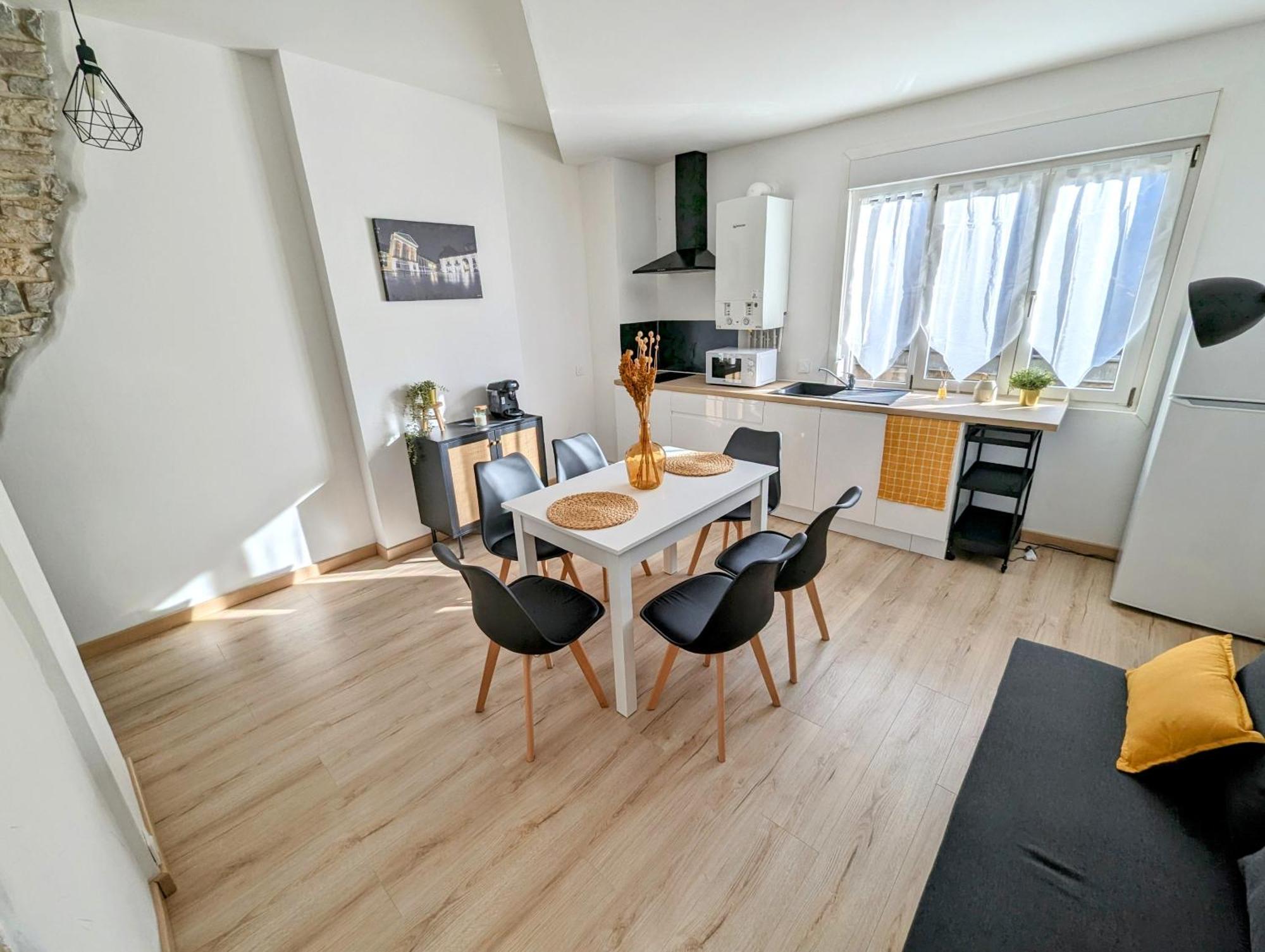 Logement Complet Dijon Centre Jusqu'A 6 Couchages Exteriör bild
